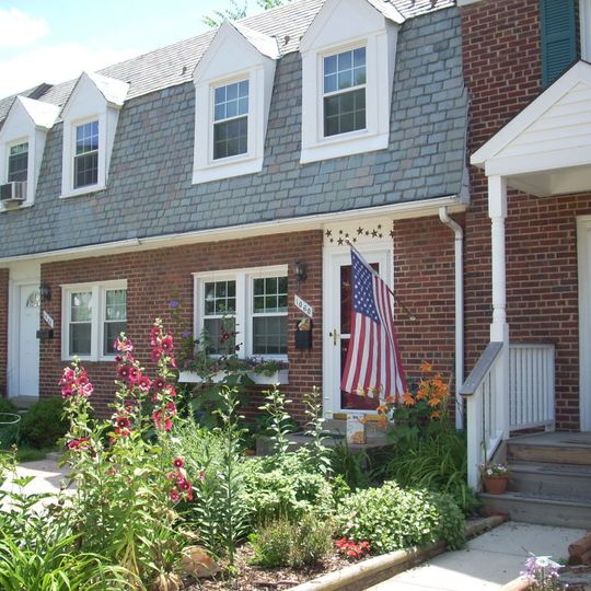 Monroe Courts Historic District