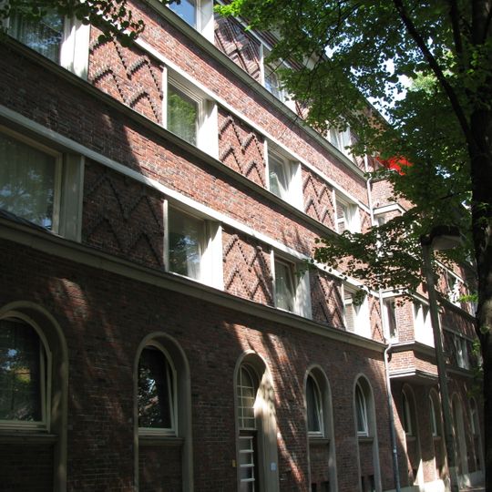 Friedrich-Ebert-Platz 8, Hannover