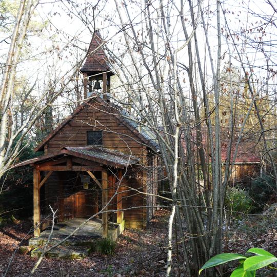 Chapelle orthodoxe Notre-Dame-de-la-Sainte-Trinité de La Chapelle-Faucher