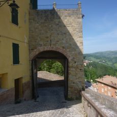 Porta Caterina Cibo