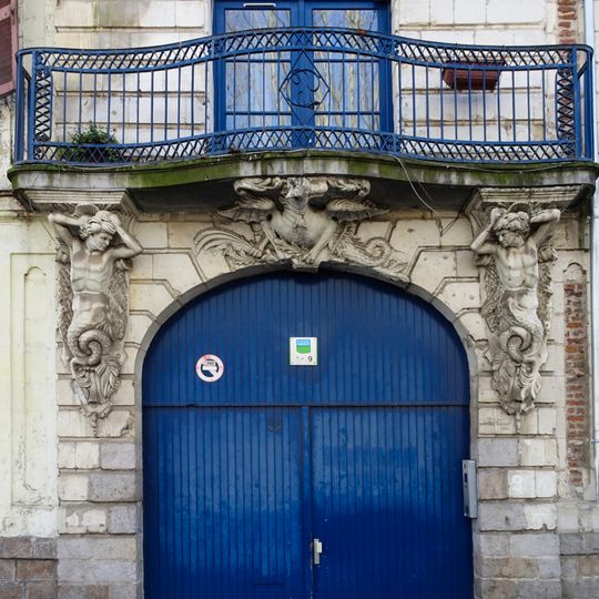 Maison, 9 place de l'Ancien-Rivage