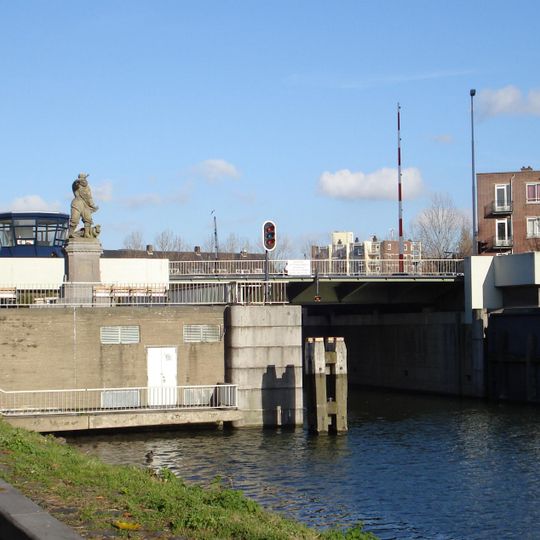 Achterhavenbrug