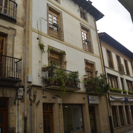 Kale Zaharra 17 etxea