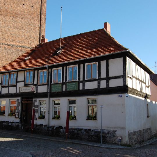 Kirchstraße 40