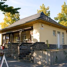 Wartehalle der Station Godesberg II