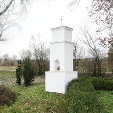 Boží muka u hřbitova v Chlumíně