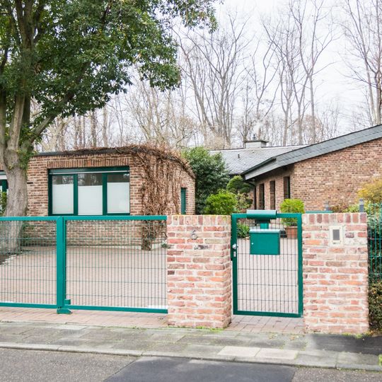 Wohnhaus Veit-Stoß-Straße 6, Köln