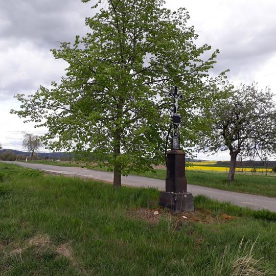Kříž severně od Dřítně