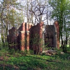 Von Heydebrand family cemetery in Wziąchowo Małe