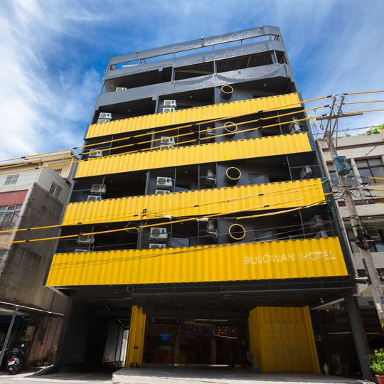 BULOWAN HOTEL