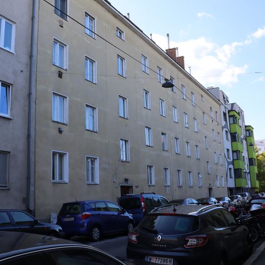 Wohnhausanlage Pregartengasse 6–8