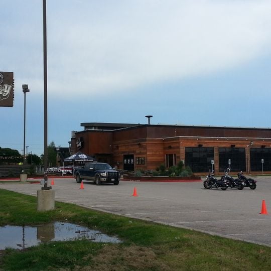 Gas Monkey Bar N' Grill