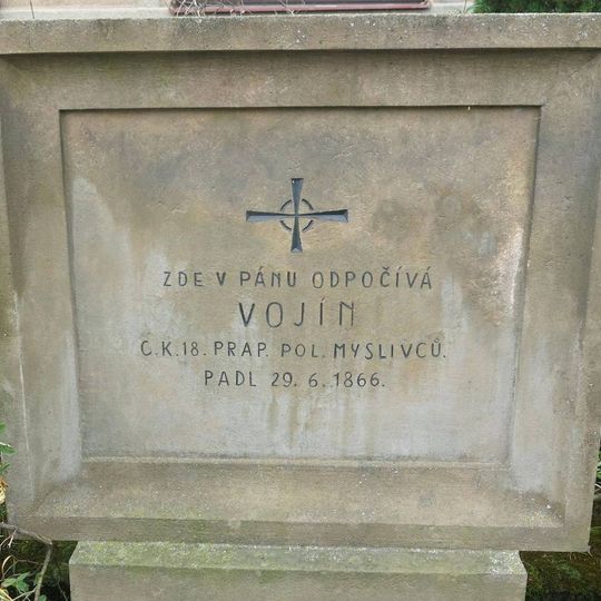 Pomník padlému 29.6.1866 u domu 81 v Holíně