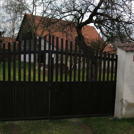 Zemědělský dvůr čp. 14