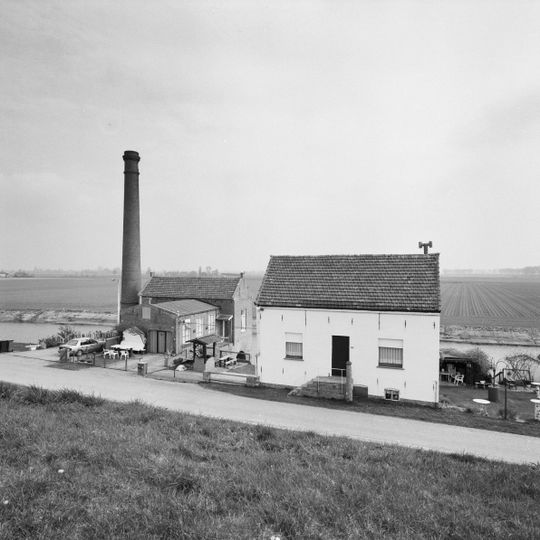 Stoomgemaal Oosterschelde: schoorsteen