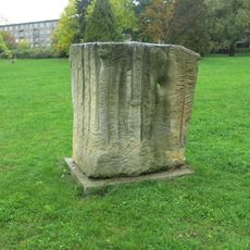 Kamenná plastika v Pietním parku v Litvínově (2)