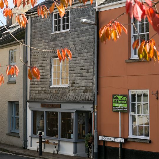 24, Leechwell Street