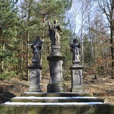 Sousoší Spasitele, svatého Jana Nepomuckého a svatého Jakuba Většího