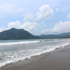 Pantai Prigi