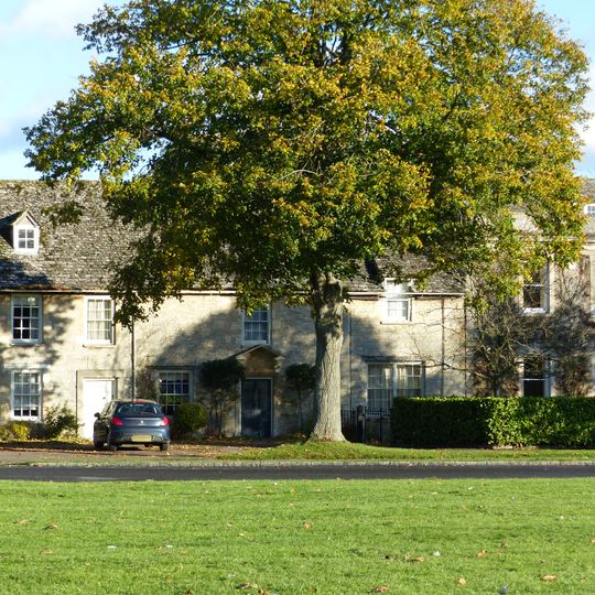 23 and 25 Church Green