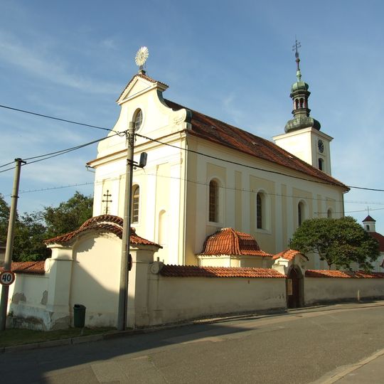 Středokluky