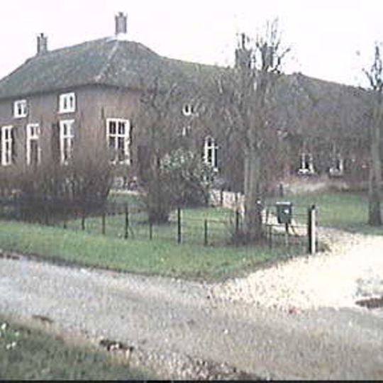 Achterstraat 40, Kerk-Avezaath