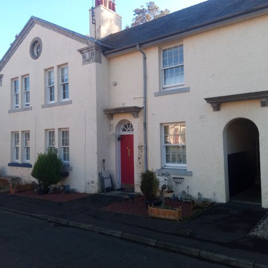 20-21 Earl Haig Gardens, Trinity, Edinburgh