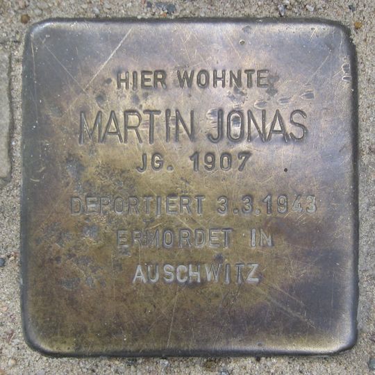 Stolperstein em memória de Martin Jonas