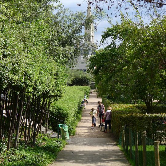 Jardin Nicole-de-Hauteclocque