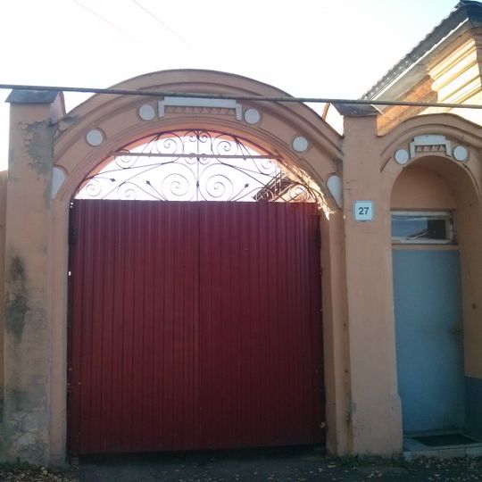 Кирпичные ворота