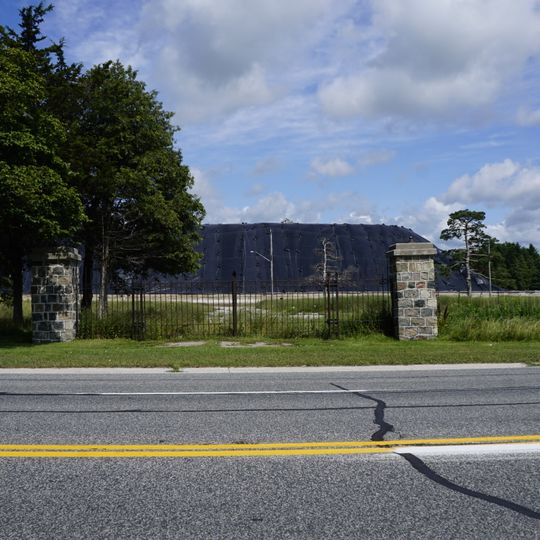 Gates at Vanastra Park