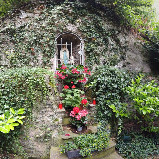 Lourdes Grotte Schloss Ebersberg