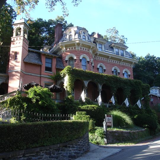 Harry Packer Mansion