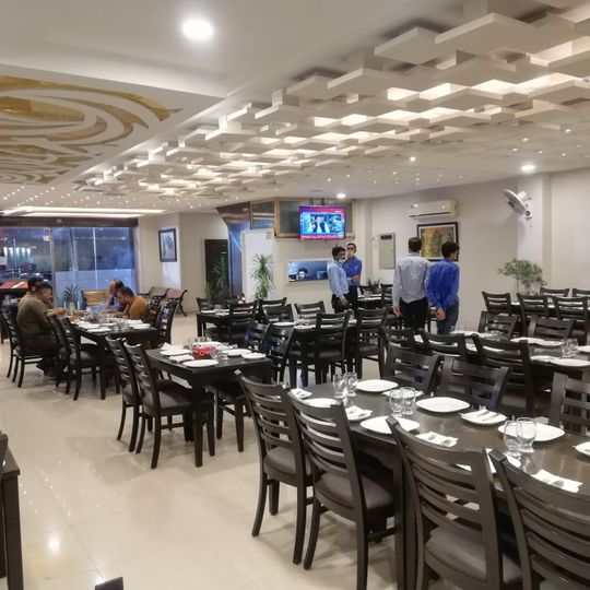 Krados Resturant Johar Town