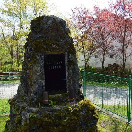 Pomník padlým ve Střezivojicích