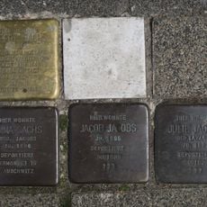 Stolperstein en memoria de Albert Sachs