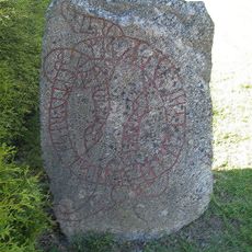 Östergötlands runinskrifter 232