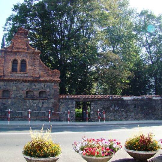 Mur z bastejką, XVI/XVII