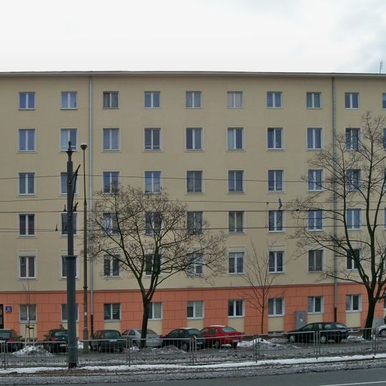 Blok przy ulicy Grójeckiej 35