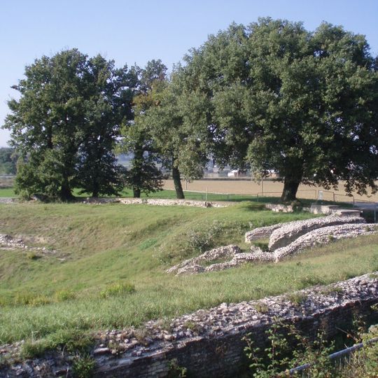 Anfiteatro romano di Suasa