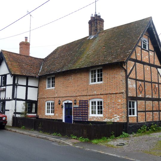 Oak Beams  White Hermitage