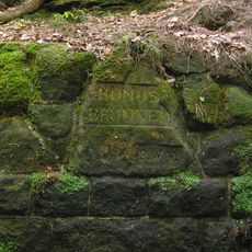 Ritterstein 166 "Hundsbrunnen"