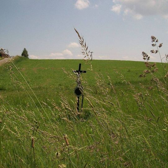 Kříž u Nové Cerekve nedaleko vlakové zastávky