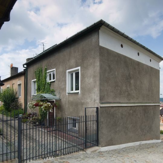 Kamienica przy pl. 2 Czerwca 2 w Chęcinach