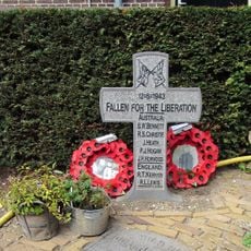 Lancaster W4960 monument