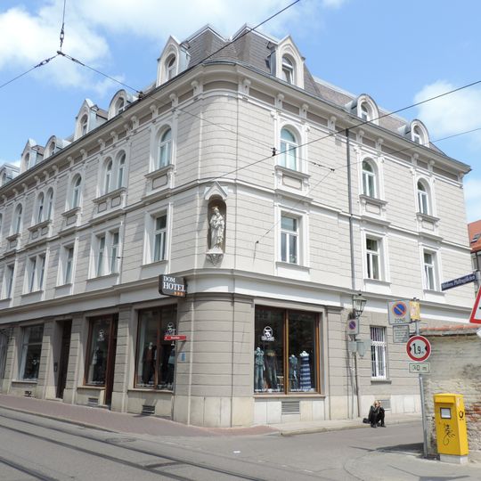 Ehemalige Dompropstei, jetzt Wohn- und Geschäftshaus