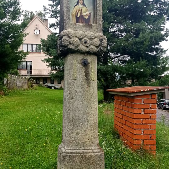 Column shrine