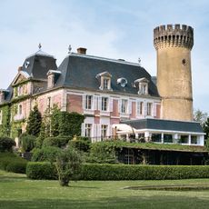Château de Faverges-de-la-Tour