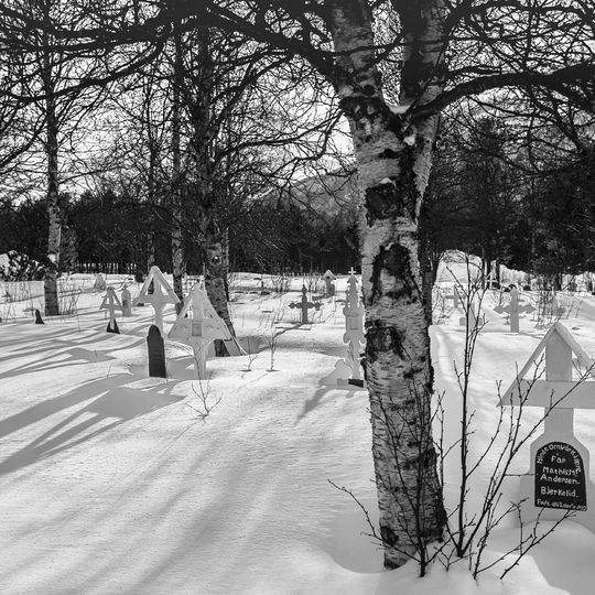 Sandeng hjelpekirkegård