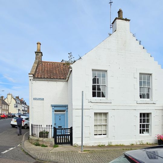 Burgess House, 2 Shoregate, Crail